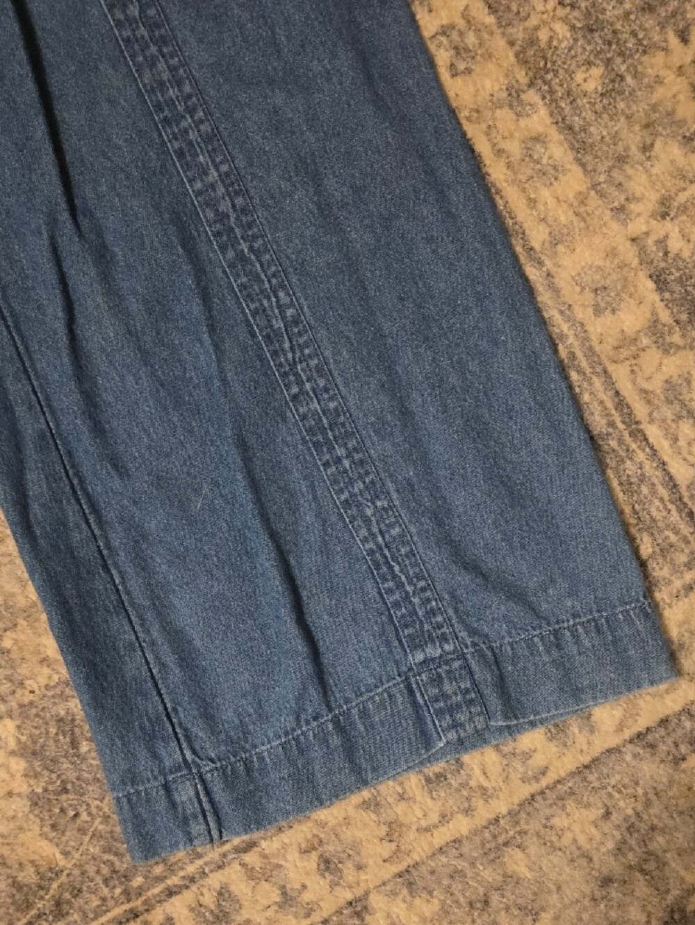 American Eagle Outfitters Wide-Leg Denim Jeans in Classic Blue - Picture 2 of 5